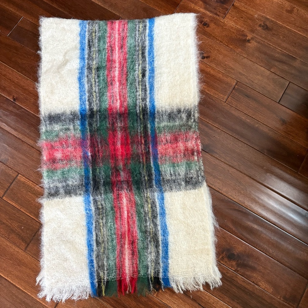 Glen Cree Vintage Mohair Scarf Shawl Wrap Scotland